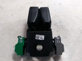 Land Rover Evoque I Boucle de ceinture de sécurité arrière centrale BJ32613K21