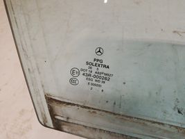 Mercedes-Benz R W251 Etuoven ikkunalasi, neliovinen malli 