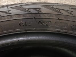 Land Rover Evoque I R19 winter tire WRSUV4