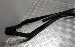 Mitsubishi Outlander Braccio della spazzola tergicristallo anteriore 