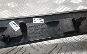 Audi A4 S4 B9 Baguette moulure de porte arrière 8W0867420