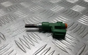 Toyota Yaris XP210 Injecteur de carburant 23250F3020