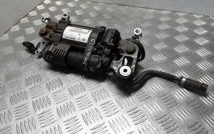 Volkswagen Touareg II Air suspension compressor/pump 7P0616006G