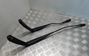 BMW X1 F48 F49 Brazo del limpiaparabrisas delantero 7360515