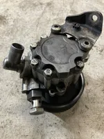 Mercedes-Benz R W251 Ohjaustehostimen pumppu A0044668301