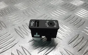 BMW X1 F48 F49 Gniazdo / Złącze USB 9229246