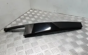 BMW 7 F01 F02 F03 F04 Takaoven lasin muotolista 7185234