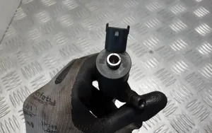 Opel Antara Injecteur de carburant 0445110270