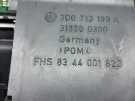 Volkswagen Phaeton Ramka drążka zmiany biegów 3D0713109A