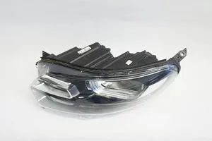 Opel Vivaro Headlight/headlamp 