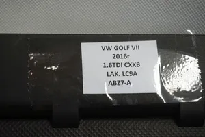 Volkswagen Golf VII Variklio dangtis (apdaila) 04L103925Q