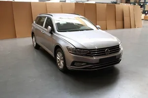 Volkswagen PASSAT B8 Istuimien ja ovien verhoilusarja 