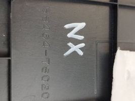 Lexus NX Muu vararenkaan verhoilun elementti 5846476020