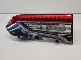 Toyota RAV 4 (XA50) Lampy tylnej klapy bagażnika 8158042092