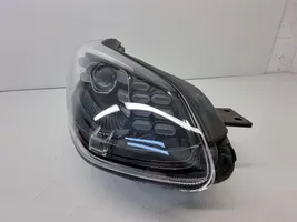 KIA Sportage Lampa przednia 92102F1510