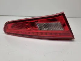 Alfa Romeo Giulietta Lampy tylnej klapy bagażnika 50513401