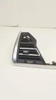 BMW X3 G01 Boczna kratka nawiewu deski rozdzielczej 11916410