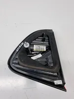 Renault Captur Lampy tylnej klapy bagażnika 265501712R