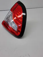 Renault Captur Lampy tylnej klapy bagażnika 265501712R