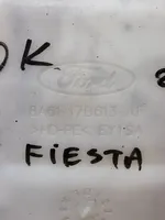 Ford Fiesta Zbiornik płynu do spryskiwaczy szyby przedniej / czołowej 8A6117B613AF
