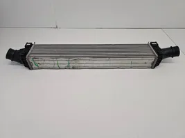 Audi A4 S4 B9 Chłodnica powietrza doładowującego / Intercooler 8W0145805P