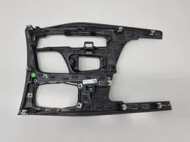 BMW 5 G30 G31 Rivestimento in plastica cornice della leva del cambio 9370802