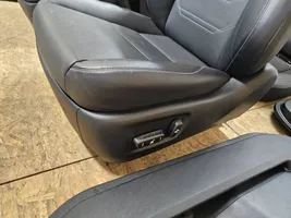 Lexus NX Conjunto de molduras de la puertas y los asientos 
