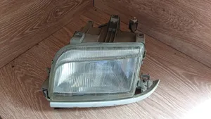 Renault Clio I Lampa przednia 0289008