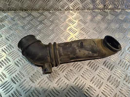 Volkswagen PASSAT Conduit d'air (cabine) 068129627D