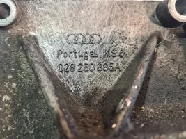 Volkswagen PASSAT B5 Uchwyt / Mocowanie sprężarki klimatyzacji 028260885A