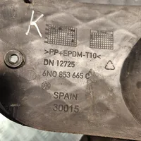 Volkswagen Polo III 6N 6N2 6NF Etupuskurin alempi jäähdytinsäleikkö 6N0853665C