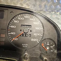 Audi 80 90 B3 Speedometer (instrument cluster) 89391906
