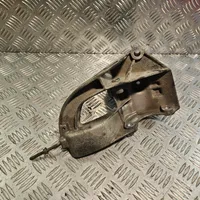 Renault Scenic I Supporto del generatore/alternatore 7700864654