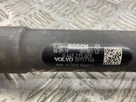 Volvo XC70 Tuyau de conduite principale de carburant 30757146