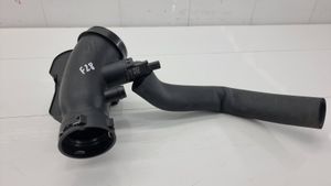 BMW 3 F30 F35 F31 Résonateur d'admission d'air 7623745