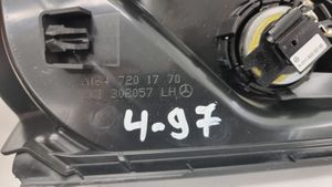 Mercedes-Benz ML W164 Grilles, couvercle de haut-parleur porte avant A1647201770