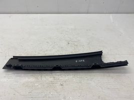 Volkswagen PASSAT B8 Rivestimento modanatura del vetro della portiera posteriore 3G0839901N