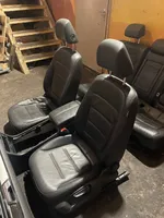 Volkswagen Touareg II Set interni 