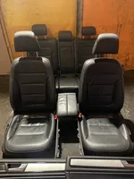 Volkswagen Touareg II Set interni 