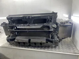 Volkswagen Touareg II Radiateur panneau supérieur d'admission d'air 7P6805527