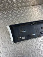 Audi Q7 4L Rivestimento della portiera anteriore (modanatura) 4L0853960