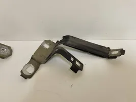 BMW 1 F20 F21 Supporto di montaggio del parafango 7284651