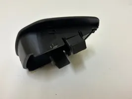 BMW 3 E90 E91 ISOFIX крышка 7118673