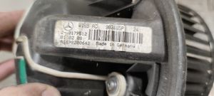 Mercedes-Benz B W245 Wentylator nawiewu / Dmuchawa A1698200642