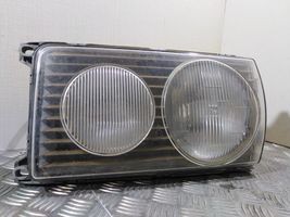 Mercedes-Benz W123 Phare frontale 24432R19