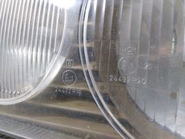 Mercedes-Benz W123 Lampa przednia 24432R19