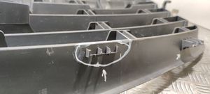 Opel Movano B Front bumper upper radiator grill 