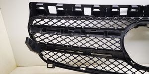 Mercedes-Benz A W176 Maskownica / Grill / Atrapa górna chłodnicy A1768880250