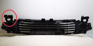 Renault Clio IV Kratka dolna zderzaka przedniego 6225429558R