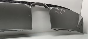 Audi TT TTS RS Mk3 8S Takapuskurin alaosan lista 8S0807521A